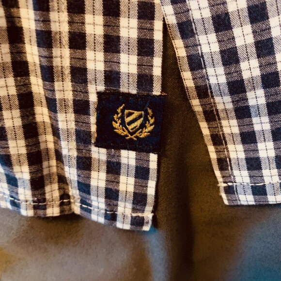 Club room checkered navy blue button down - Picture 2 of 3